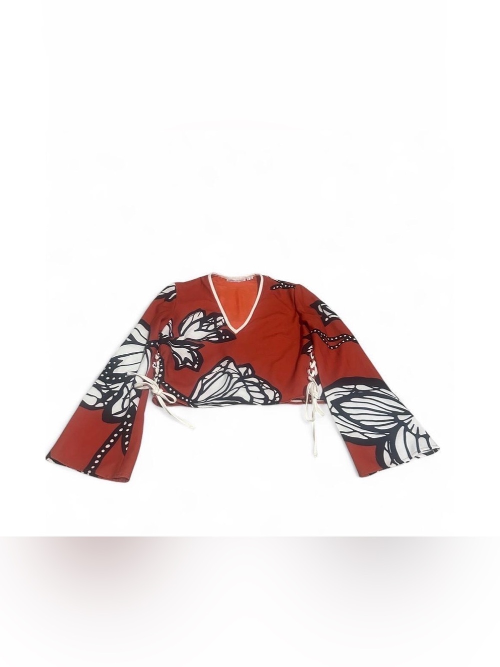 Finders Keepers V-Neck Tie-Side Crop Top